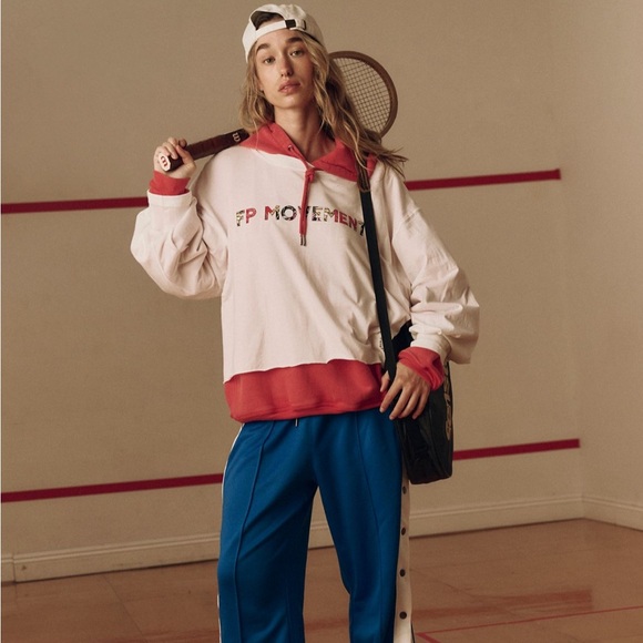 Free People Movement Inspire Logo Layer - Wildflower Logo Combo - Picture 5 of 9